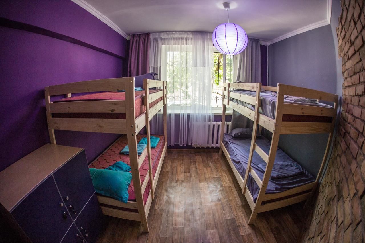 Хостелы Hostel Loco Алматы-19
