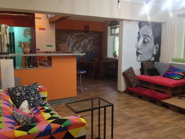 Хостелы Hostel Loco Алматы-44