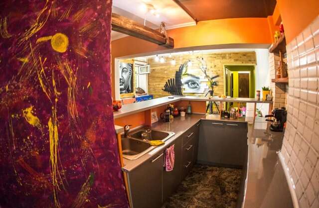 Хостелы Hostel Loco Алматы-48