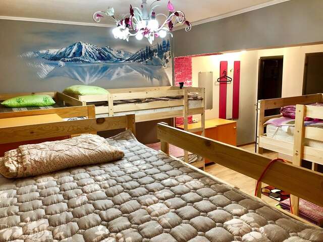 Хостелы Hostel Loco Алматы-7