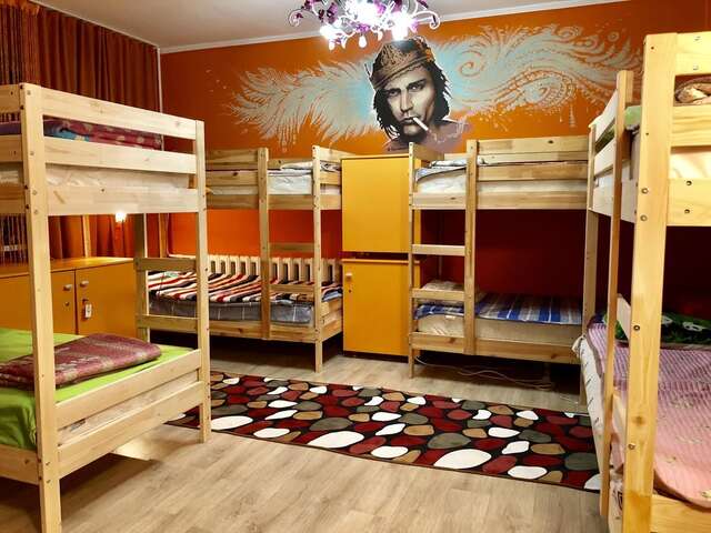 Хостелы Hostel Loco Алматы-9